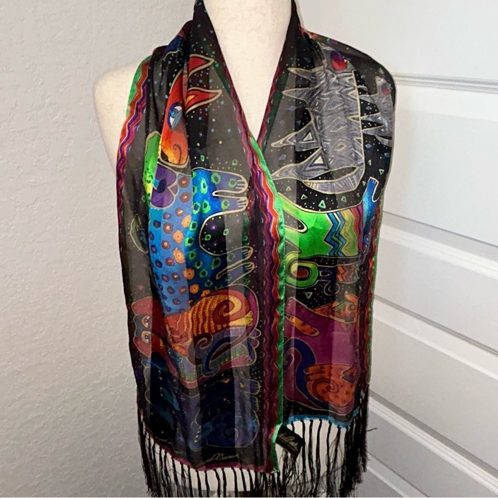 Laurel Burch Dogs & Doggies Print Silk Fringe Scarf - Picture 6 of 6